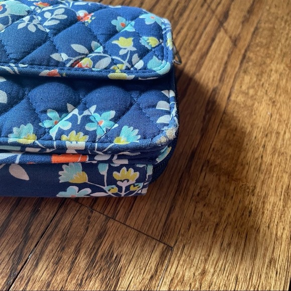 Vera Bradley Chandelier Floral Wristlet Wallet Blue - Picture 5 of 10